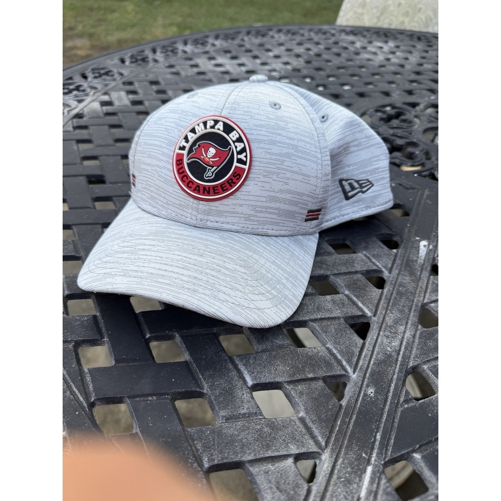 New Era 39 Thirty Tampa Bay Buccaneers Hat Size L/XL